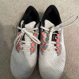 Women’s Nike air zoom pegasus 38